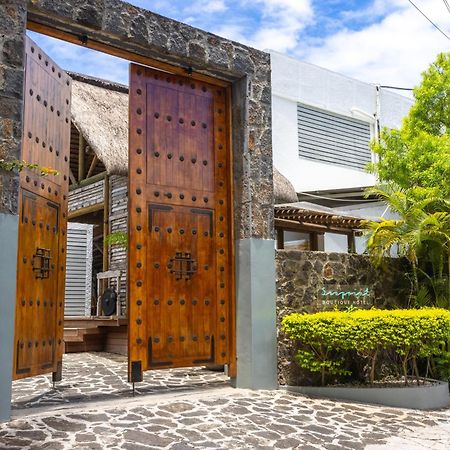 Seapoint Boutique Hotel (Adults Only) Pointe aux Canonniers Esterno foto