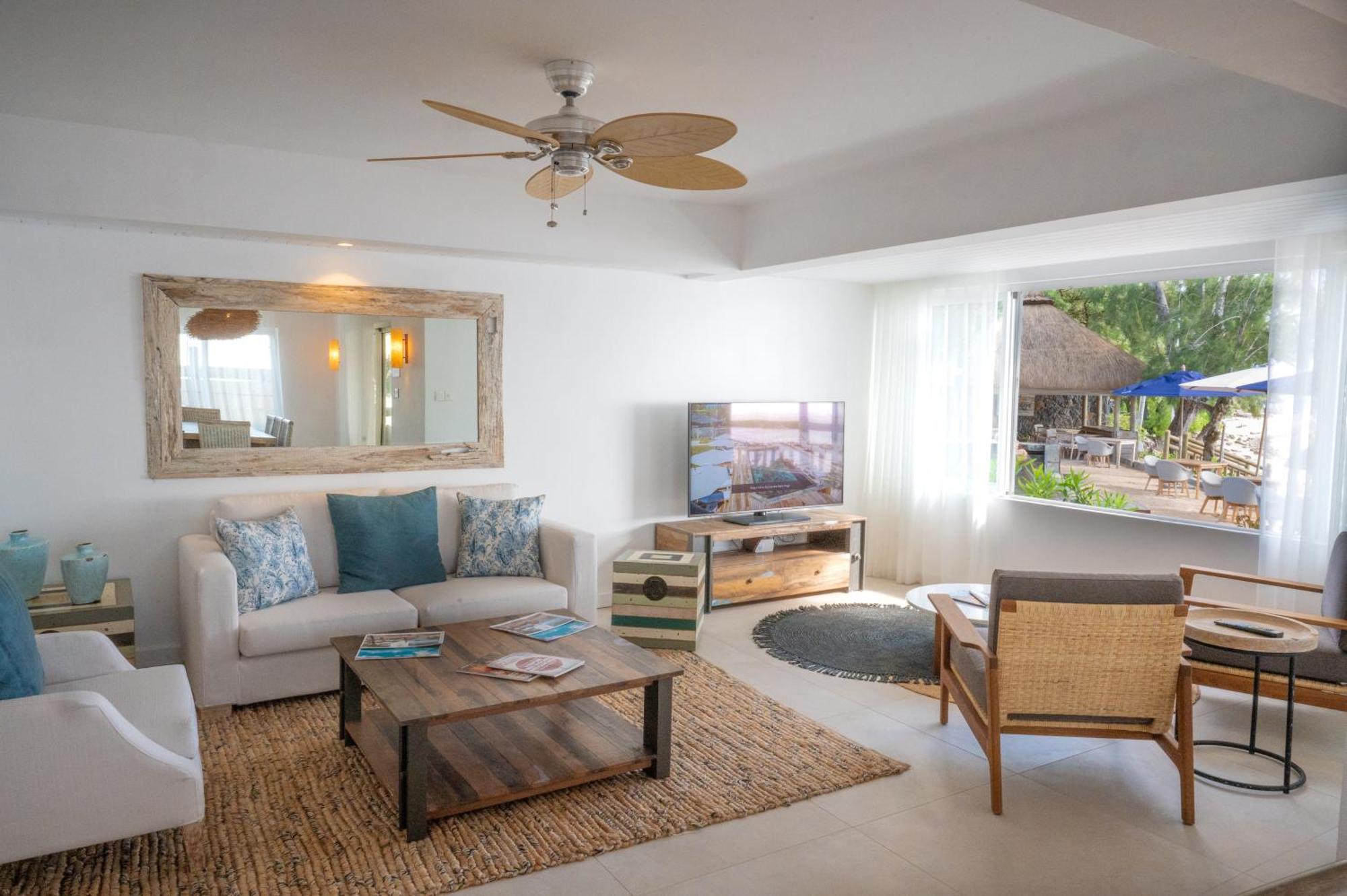 Seapoint Boutique Hotel (Adults Only) Pointe aux Canonniers Esterno foto